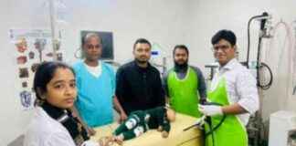 Discovering a Key with a Ring from a Baby’s Stomach after 13 Months discovering-a-key-with-a-ring-from-a-babys-stomach-after-13-months