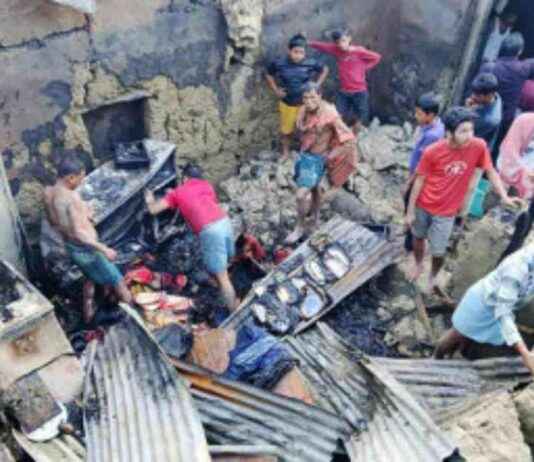 Fire Breaks Out in Three Houses in Boalkhali: Latest Updates and News fire-breaks-out-in-three-houses-in-boalkhali-latest-updates-and-news