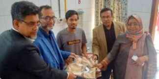 Providing Warm Clothing to Injured in Student-Public Uprising providing-warm-clothing-to-njured-in-student-public-uprising