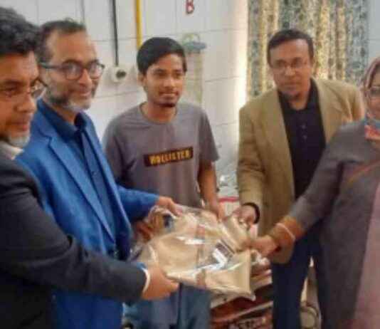 Providing Warm Clothing to Injured in Student-Public Uprising providing-warm-clothing-to-njured-in-student-public-uprising