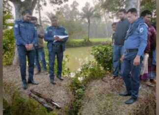 Recovered: বগুড়ায় থানা থেকে লুট হওয়া দুইটি অস্ত্র ডোবায় recovered