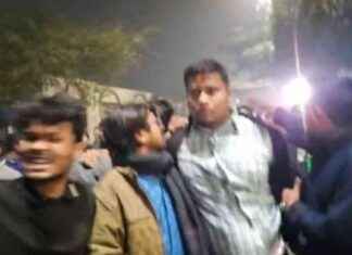 Sunday Night Incident: Hasanat Basking in Praise sunday-night-ncident-hasanat-basking-in-praise