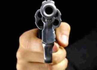 Conflict in Chittagong: 4 Injured, Clashes Between Two Sides conflict-in-chittagong-4-njured-clashes-between-two-sides