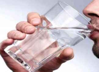 খালি পেটে পানি পানের সাত উপকারিতা