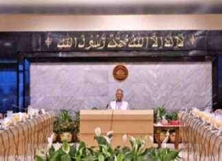 ড. ইউনূসের পদত্যাগের আলোচনা – উপদেষ্টা পরিষদের বৈঠক